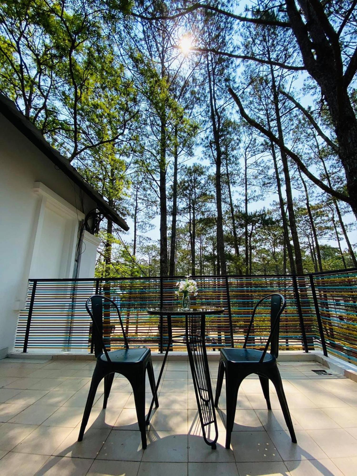 S'Nghe Homestay Mang Den Kon Von Kla Extérieur photo